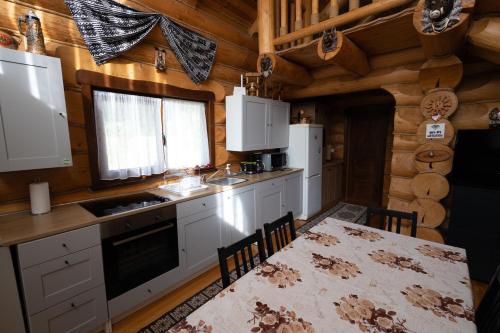 Alvi in 瓦特拉摩奧杜維泰