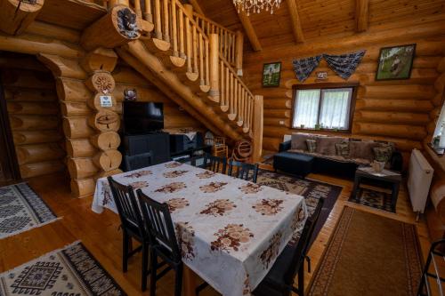 Alvi in 瓦特拉摩奧杜維泰