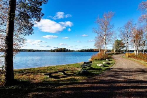 Villa Nor - Großes Haus am Wasser in Småland (Villa Nor - Großes Haus am Wasser in Smaland) in Bondstorp