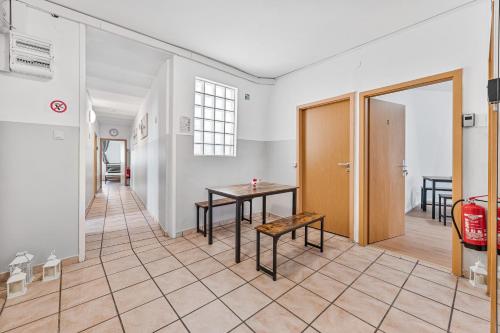 ZF02 Monteurzimmer Stuttgart - Platz für bis zu 20 Personen im Haus - Mehr Apartments und Zimmer verfügbar LS-CrewComfort, Stuttgart (photo 6)