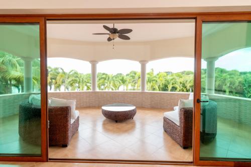 Palmarenas Pacific Retreat in El Chirú