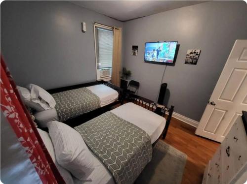 Homely 3 Bedroom unit in Newark, USA