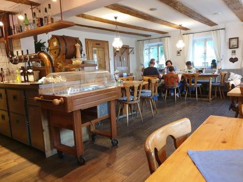 Pension zur Post in Waal