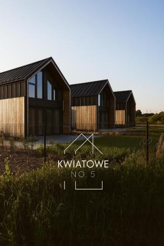 Domki Kwiatowe N05 - Łeba - Nowęcin