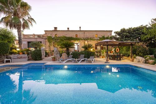 Ses Cases Noves by Rentallorca