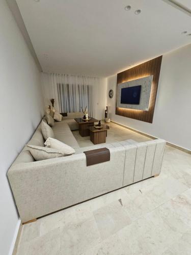 Appartement 2 chambres de luxe en Residence de luxe avec 6 piscines in Saidia