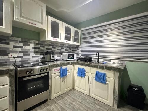 Arek Condos Accra in เทซาโน