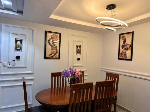 Arek Condos Accra in เทซาโน