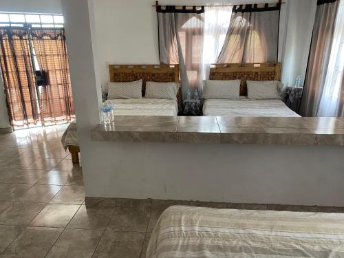 3 double beds