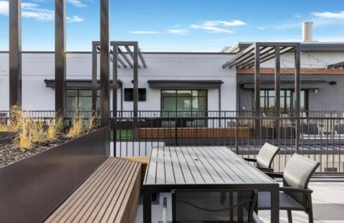 Erkély/terasz, Beehive Loft near Tracy Aviary