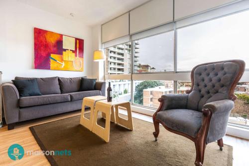 Light Filled 1BR Retreat with Car Park & Pool - image 8