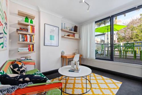 Art's Terrace - Central Surry Hills & Alfresco Charm - image 9