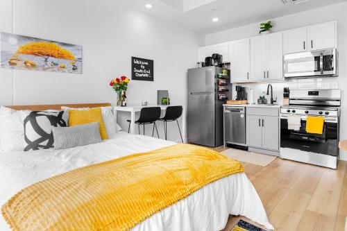 Trendy South End Studio in Charlotte, USA