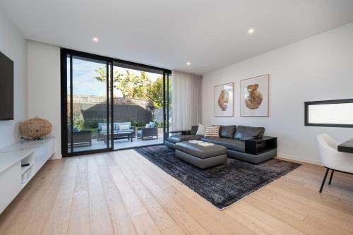 The Executive in Caulfield South