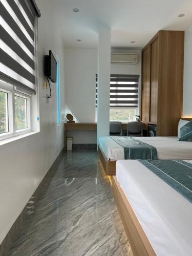 Thanh Đat Hotel in Coto Island