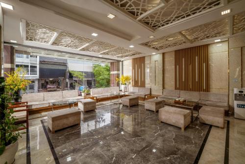 Hol, 25sqm 1 bedroom, 1 private bathroom Vilă in An Hai Bac (A9 Beach Hotel Da Nang) in Da Nang