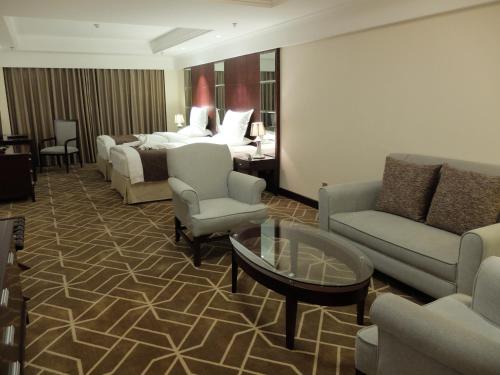 Beijing Xixi Friendship Hotel is located on Xidan Commercial Street and close to Tiananmen Square and the Forbidden City – Beijing, NY
