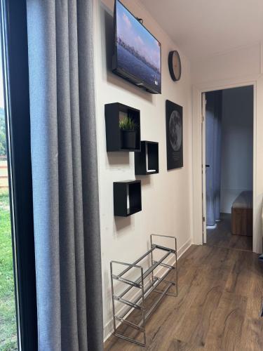 Peak View Tiny House - Piatra Craiului Nest, Zărneşti (fotografie 9)