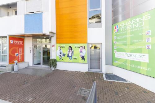 Pintu masuk, Hotel Sharing in Turin