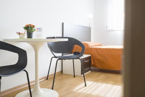 Hotel Sharing - image 4