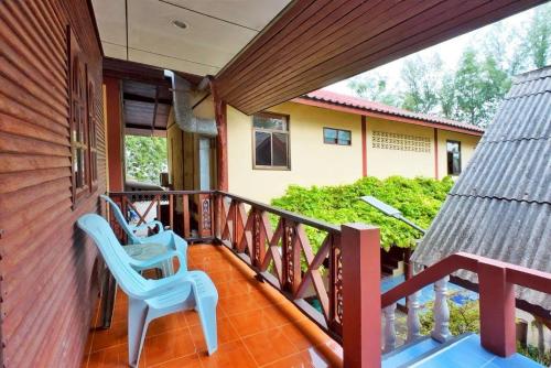 آيلاند فيو بونجالوز (Island View Bungalows) in Choengmon