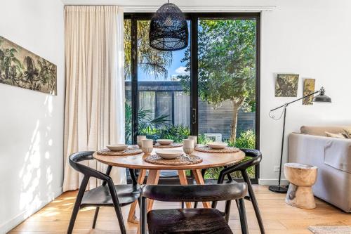 Bangalay Villa 15 just Steps from Seven Mile Beach in Shoalhaven Heads