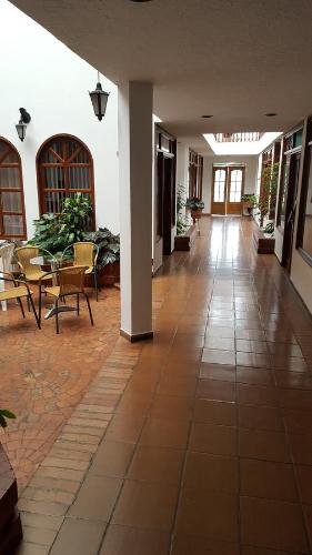 Létesítmények, Hotel El Aerolito in Santa Rosa de Viterbo