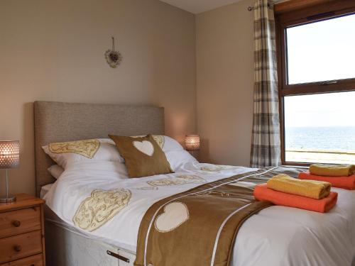 Зовнішній вигляд готелю, Sea Breeze Cottage in Бакі
