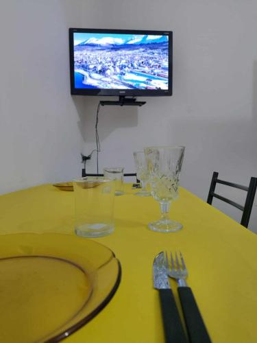 Shared lounge/TV area, Hospedaje J Y K in La Rioja