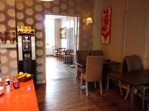 Їжа та напої, Hotel Patton in Avranches