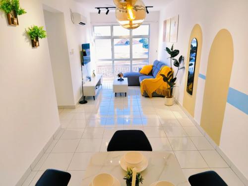 Kulai Apartment 3BR-5BR near IOI, Aeon and Senai Airport near Putra Sports Complex