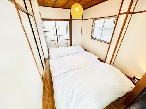 5min to Namba & Dotonbori Private Stay for 5