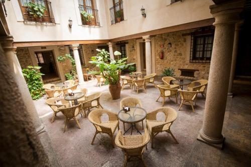 Hospedería Real Casona la Beltraneja - image 8