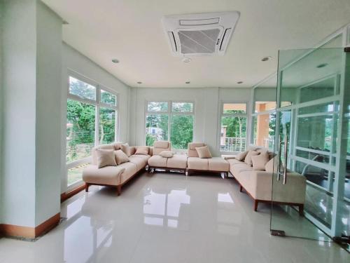 VERDANT by Camella Manors Deluxe Queen Room - 편의 시설/서비스