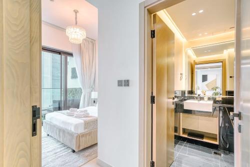 PVH - Exquisite 1BR With Canal View - Binghatti Canal Business Bay - image 4