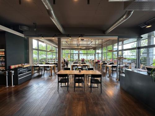 ห้องอาหาร, Steiners Business Hotel - Self Check-In in พเฟ็ฟฟิคเคอะ