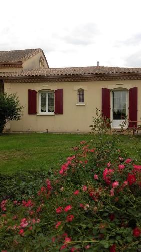 MAISON d'Hôtes Afrika du Queyroux chambre d'hôte Ginestet