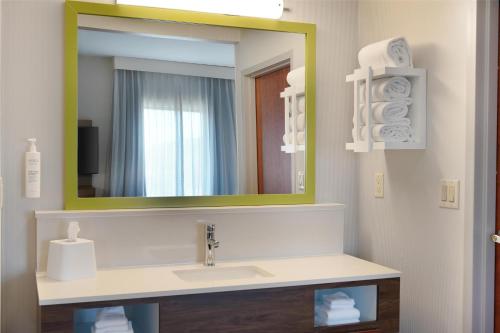 Hampton Inn & Suites Tulsa/Tulsa Hills - image 6