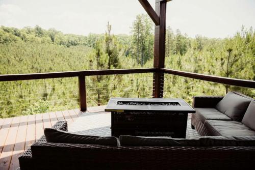 Fully Furnished Safari Tent with Sauna and Hiking Trails in Kentucky in Blue Spring (KY)