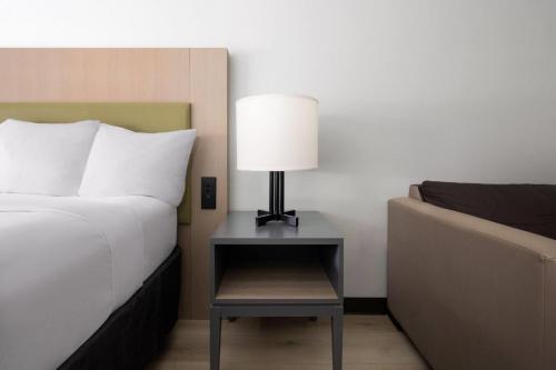 Country Inn & Suites by Radisson Charlotte I-485 at Highway 74E NC - main image