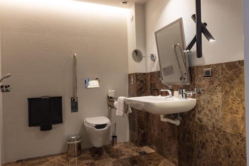 Adia Aluma Athens Curio Collection by Hilton - image 2