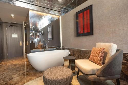 Adia Aluma Athens Curio Collection by Hilton - image 13