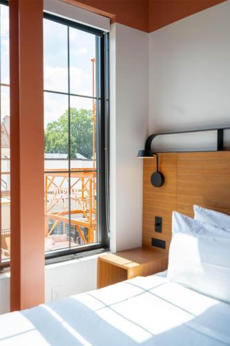 1 double bed