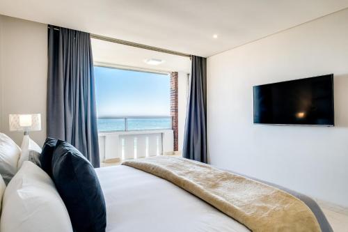 Ocean View Camps Bay 3bed Apt Beach Vistas - image 7
