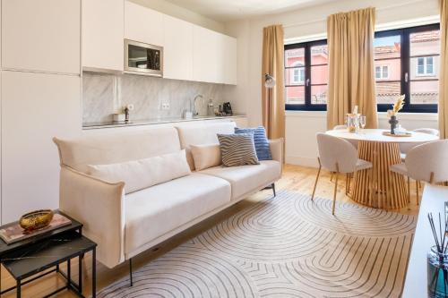Art Deco 24 Luxury Apartment Downtown Metro AC, Porto