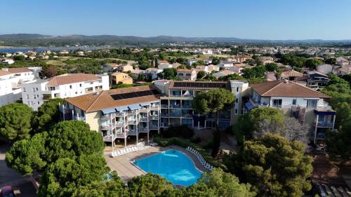 外部景觀, Résidence Goélia Arcadius (Residence Goelia Arcadius) in 巴拉呂克萊班