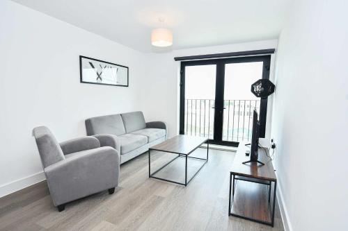 Modern & Convenient 2 Bedroom Liverpool Apartment, Liverpool (photo 6)