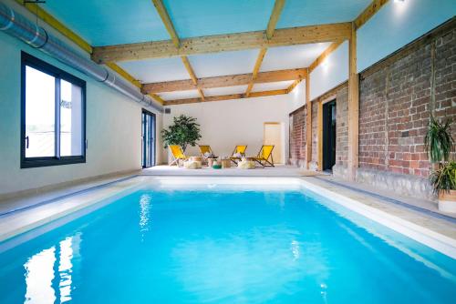 สระว่ายน้ำ, L'Escapade d'Acquigny, Piscine, Foot Five, Salle de sport, BabyFoot in ลูวิเยร์