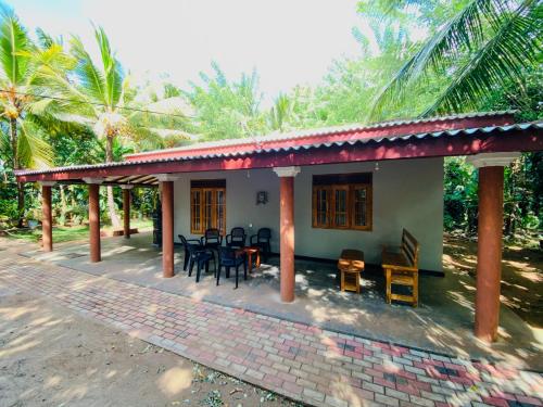 Taman, Gaya Family Resort in Udawalawe