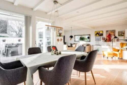 3 Bedroom Lovely Family Friendly Home in Larod